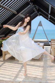 Yan Liu feet photo 5