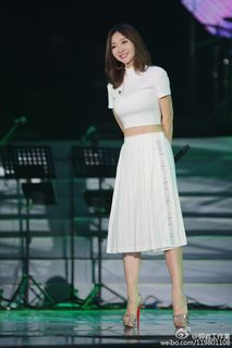 Yan Liu feet photo 12