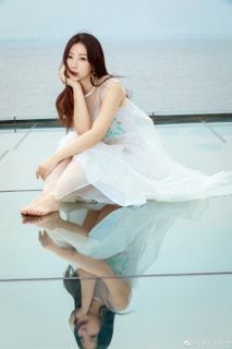 Yan Liu feet photo 11