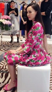 Yan Tang feet photo 17
