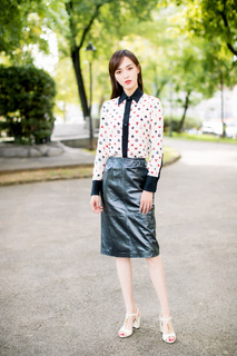 Yan Tang feet photo 11