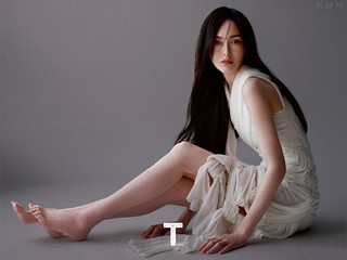 Yan Tang feet photo 13