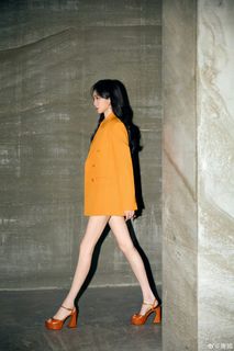 Yan Tang feet photo 17