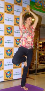 Yana Gupta feet photo 10