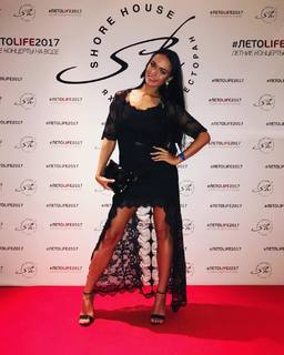 Yana Koshkina feet photo thumbnail