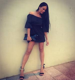 Yana Koshkina feet photo thumbnail