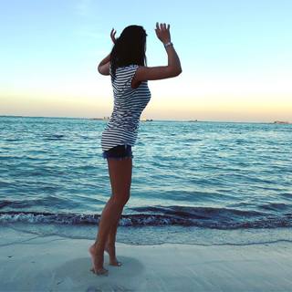 Yana Koshkina feet photo thumbnail