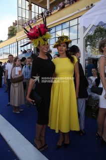 Yana Koshkina feet photo thumbnail