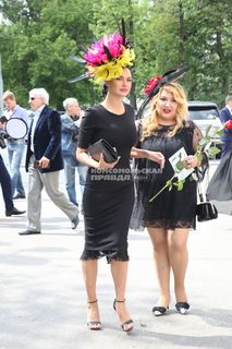 Yana Koshkina feet photo thumbnail