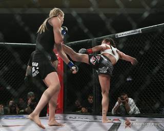 Yana Kunitskaya feet photo 3