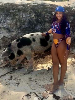 Yandy Smith-Harris feet photo 9