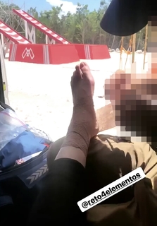 Yanet Garcia feet photo thumbnail