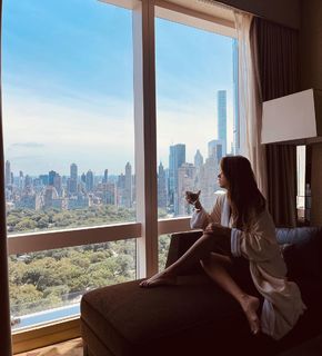 Yanet Garcia feet photo thumbnail