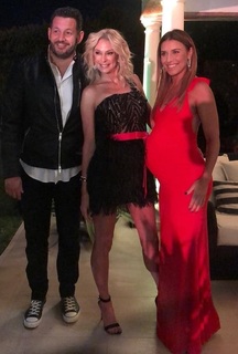 Yanina Latorre feet photo thumbnail