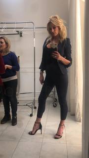 Yanina Latorre feet photo thumbnail