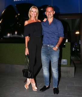 Yanina Latorre feet photo thumbnail