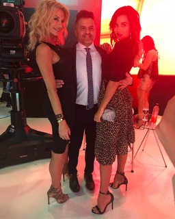 Yanina Latorre feet photo thumbnail