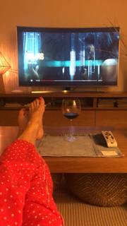 Yanina Latorre feet photo thumbnail