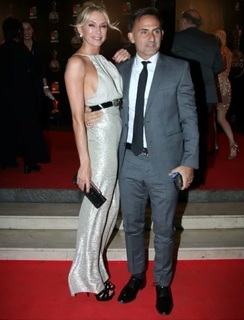 Yanina Latorre feet photo thumbnail