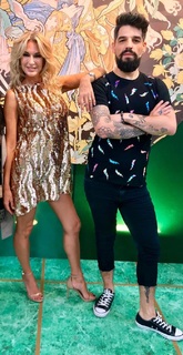 Yanina Latorre feet photo thumbnail