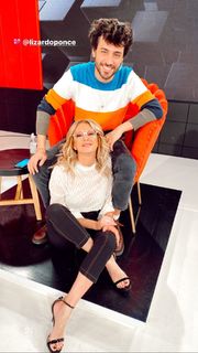 Yanina Latorre feet photo thumbnail