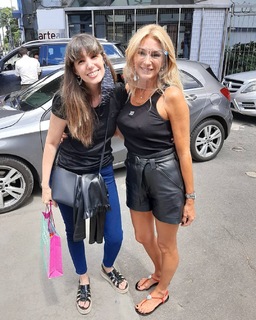 Yanina Latorre feet photo thumbnail