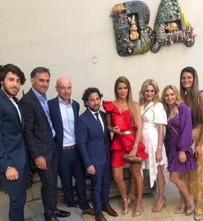 Yanina Latorre feet photo thumbnail