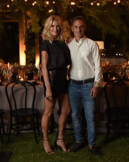 Yanina Latorre feet photo thumbnail