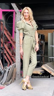 Yanina Latorre feet photo thumbnail