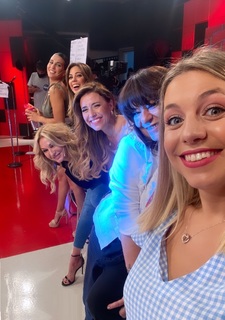 Yanina Latorre feet photo thumbnail