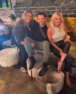 Yanina Latorre feet photo thumbnail