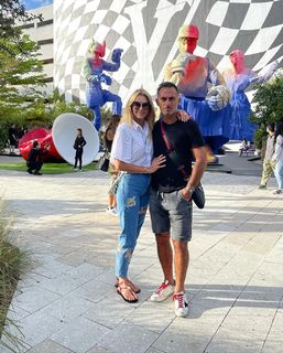 Yanina Latorre feet photo thumbnail