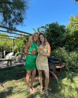 Yanina Latorre feet photo thumbnail