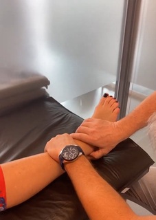 Yanina Latorre feet photo thumbnail