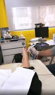 Yanina Latorre feet photo thumbnail