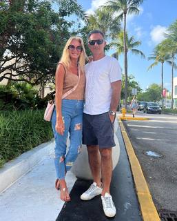 Yanina Latorre feet photo thumbnail