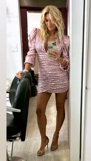 Yanina Latorre feet photo thumbnail