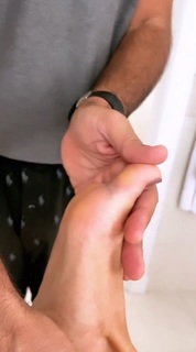 Yanina Latorre feet photo thumbnail