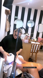 Yanina Latorre feet photo thumbnail