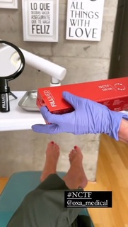 Yanina Latorre feet photo thumbnail