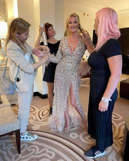 Yanina Latorre feet photo thumbnail