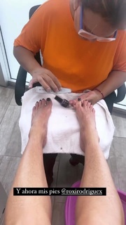 Yanina Latorre feet photo thumbnail