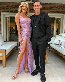 Yanina Latorre feet photo thumbnail