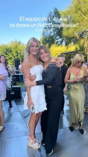 Yanina Latorre feet photo thumbnail