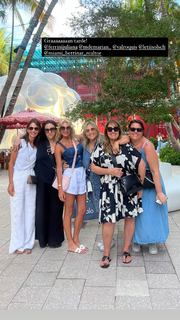 Yanina Latorre feet photo thumbnail