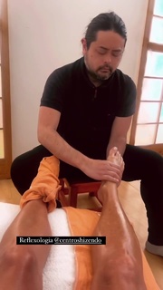 Yanina Latorre feet photo thumbnail