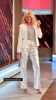 Yanina Latorre feet photo thumbnail