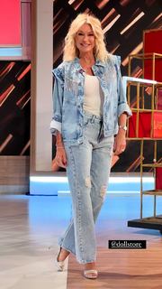 Yanina Latorre feet photo thumbnail