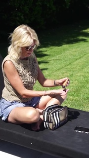 Yanina Latorre feet photo thumbnail