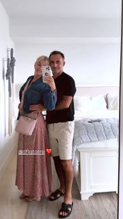 Yanina Latorre feet photo thumbnail